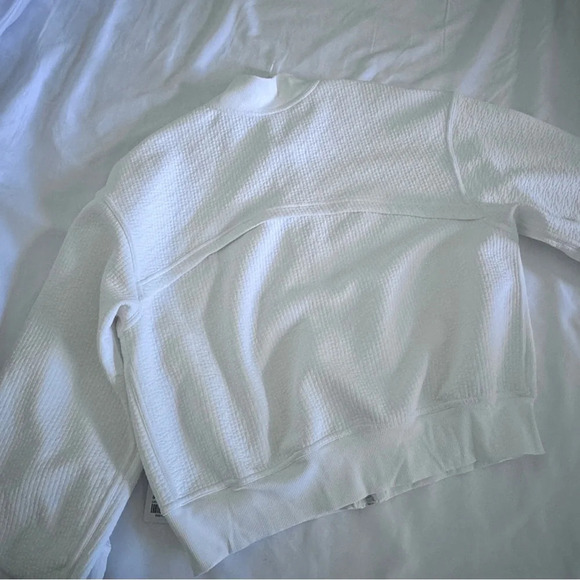 🆕🤍 Lululemon EU Exclusive Textured Zip Front Track Jacket - White - Picture 8 of 15